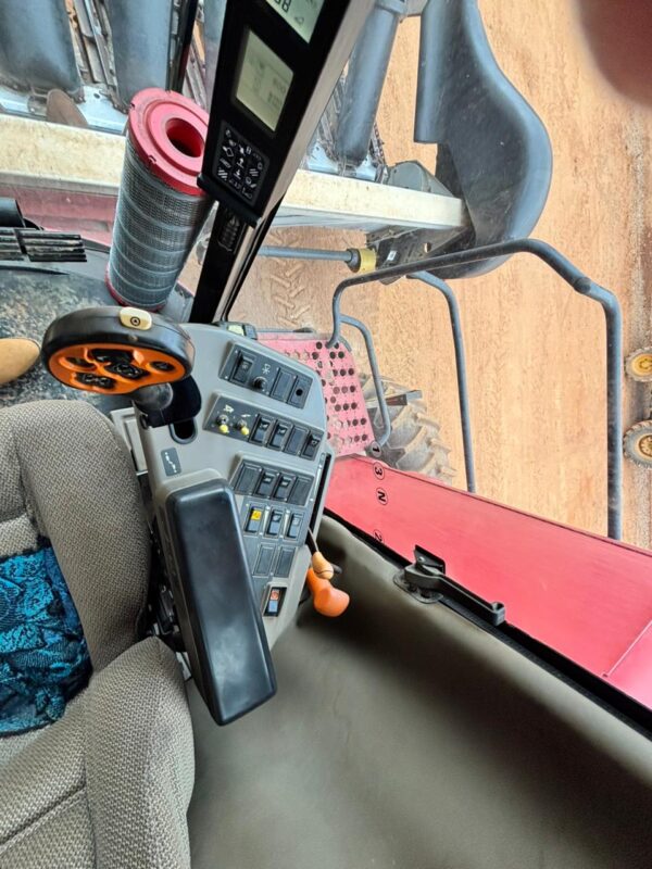 Colheitadeira Case | 2799 + PC 30 Pés + PM 12X50 | 2012