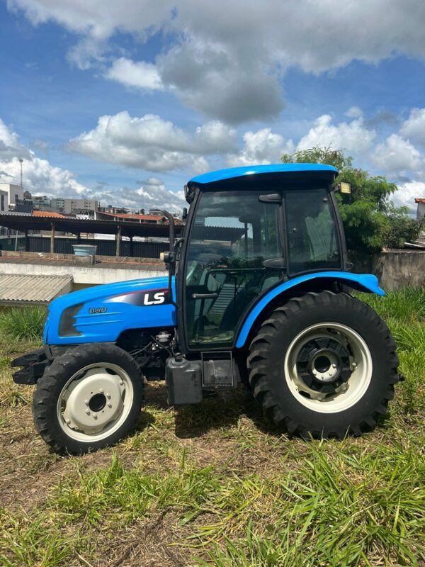 Trator LS | U60 Cabinado | 2018