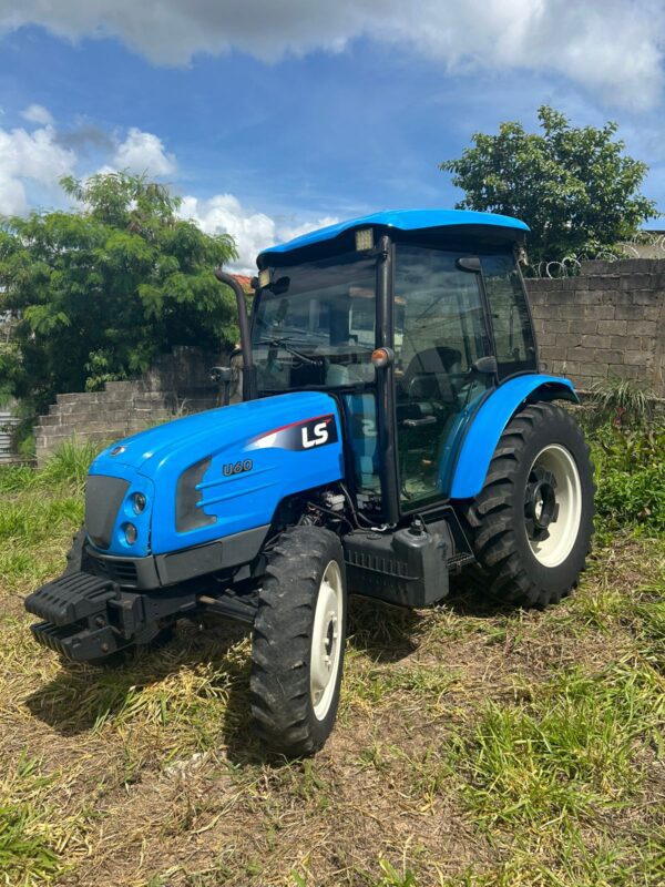 Trator LS | U60 Cabinado | 2018