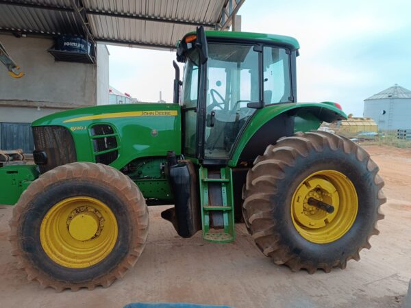 Trator John Deere | 6180J Cabinado | 2016