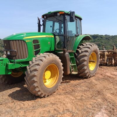Trator John Deere | 6180J Cabinado | 2016