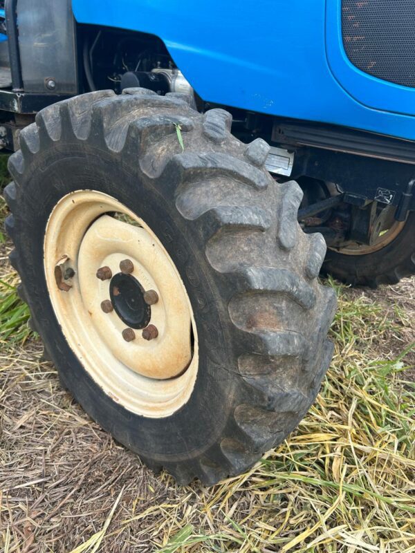 Trator LS | R60 Plataformado | 2014