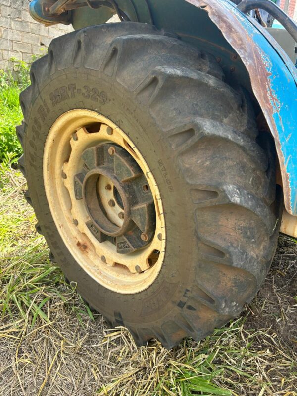 Trator LS | U60 Plataformado | 2015