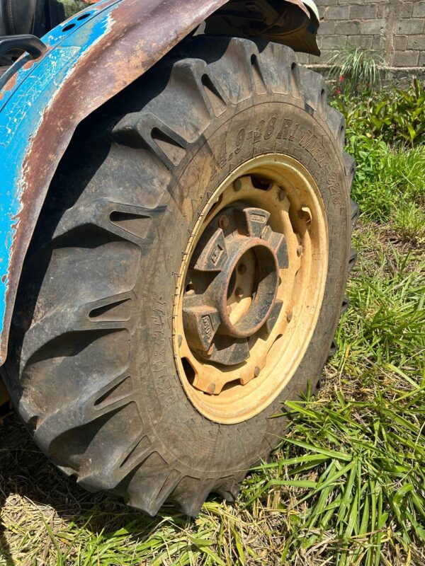 Trator LS | U60 Plataformado | 2015