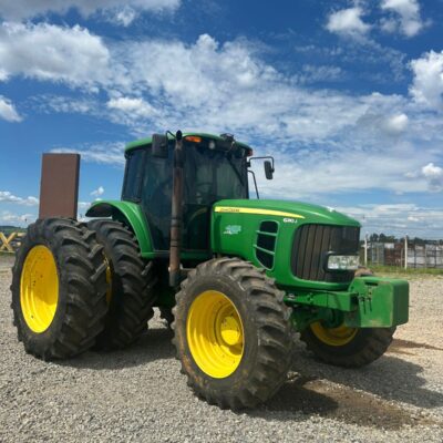 Trator John Deere | 6210J Cabinado | 2017