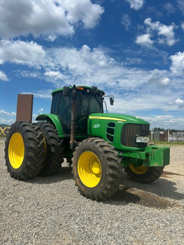 Trator John Deere | 6210J Cabinado | 2017