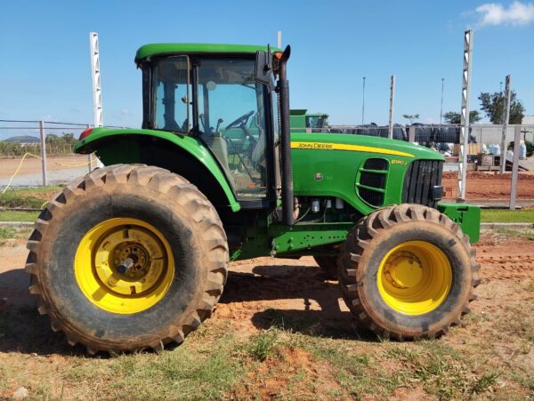 Trator John Deere | 6180J Cabinado | 2016